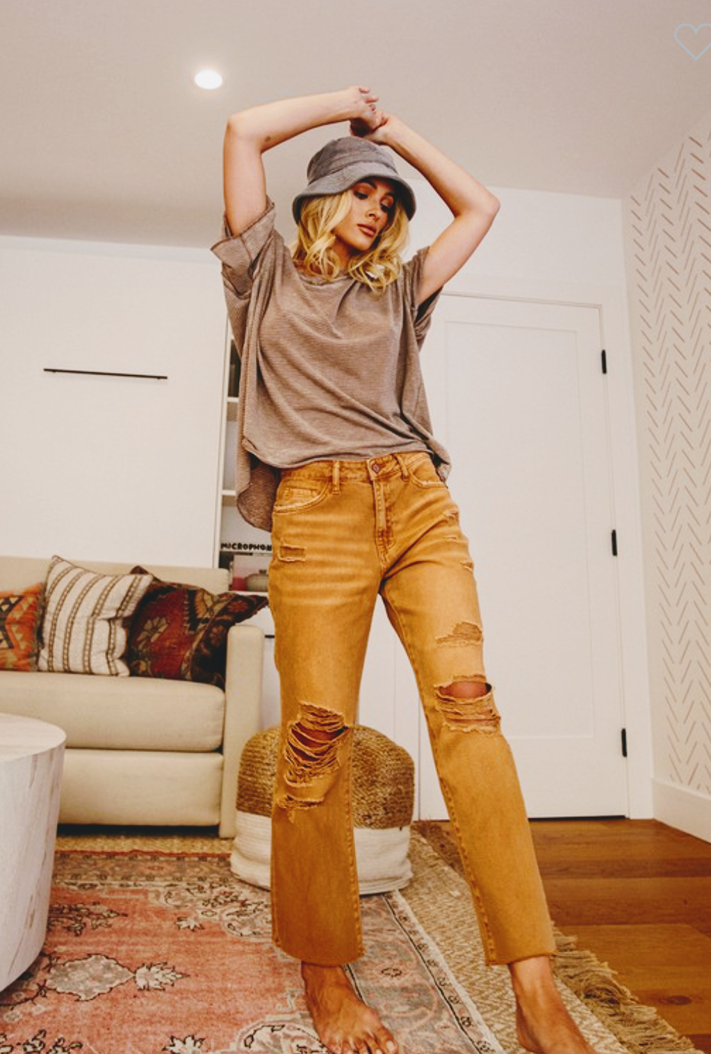 90's High Distressed Crop Jean
