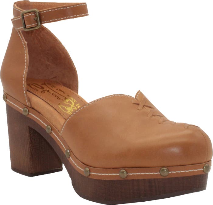 Sbicca Donetail Leather Clog